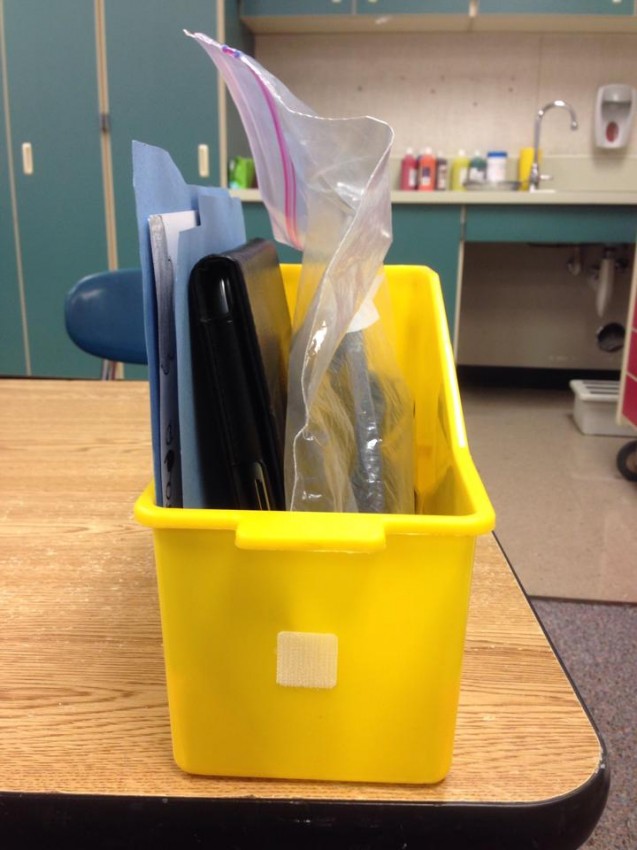 magazine-holders-to-store-student-materials-637x850