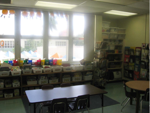 library_in_classroom_9